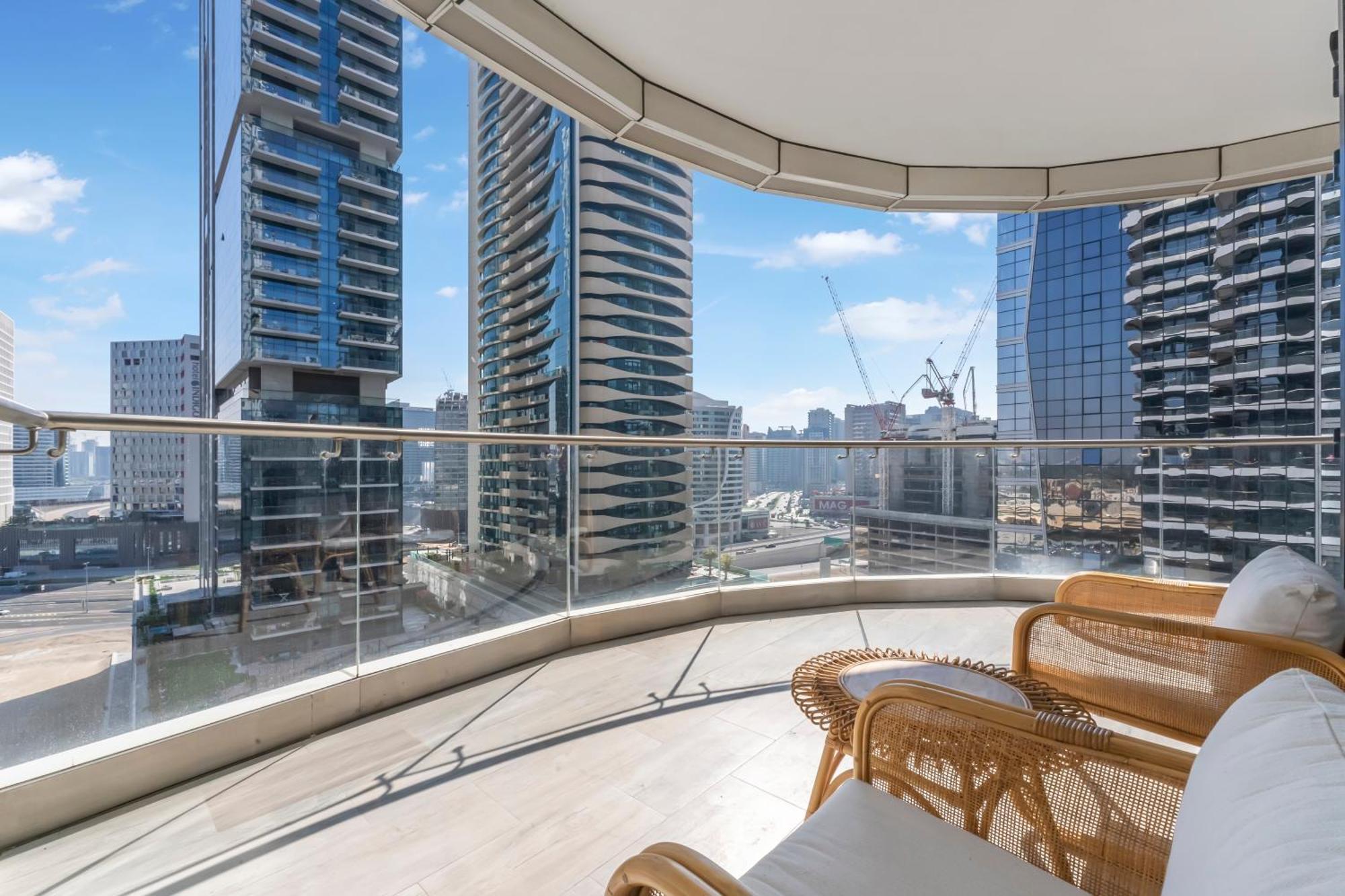 Fam Living - Rp Heights - 3 Mins Walk To Burj Khalifa & Dubai Mall Downtown Dubai Luaran gambar