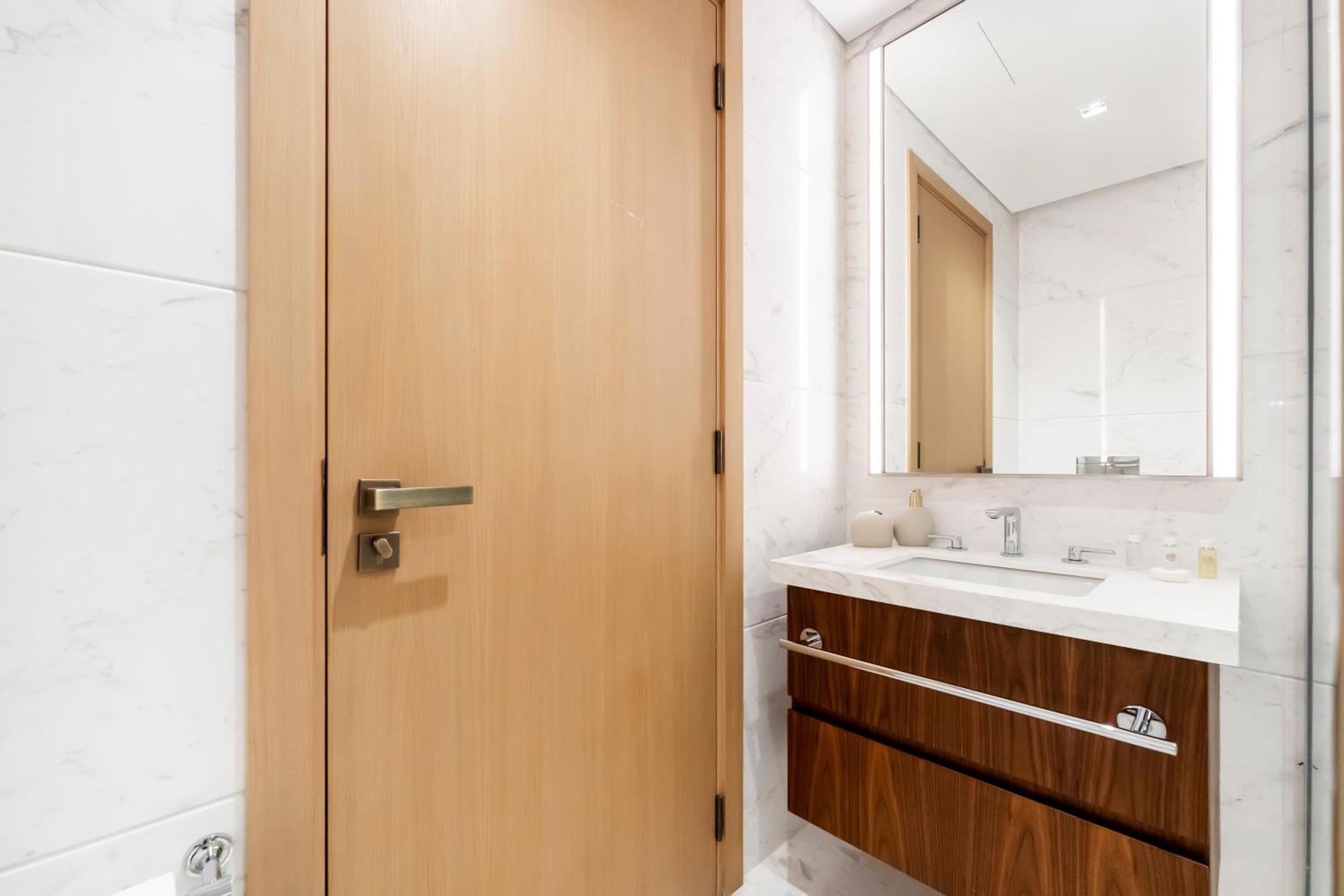 Fam Living - Rp Heights - 3 Mins Walk To Burj Khalifa & Dubai Mall Downtown Dubai Luaran gambar